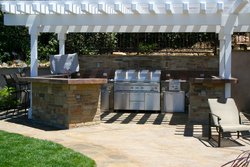 <div class='closebutton' onclick='return hs.close(this)' title='Close'></div><div class='firstH'><img src='/images/logo-white-small.png'></div><h1>Outdoor Kitchens and BBQ Grill</h1><p>Outdoor Kitchens and BBQ Grill #021 by Horusicky Construction</p><div class='getSocial'><h1>Share</h1><p class='photoBy'>Photo by Horusicky Construction</p><iframe src='https://www.facebook.com/plugins/like.php?href=http%3A%2F%2Fhorusicky.com%2Fimages%2Fgalleries%2Fkitchens-and-bbq-grills2%2Fwm%2Fkitchen-and-bbq-grill-by-horusicky-construction-021.jpg&send=false&layout=button_count&width=100&show_faces=false&action=like&colorscheme=light&font&height=21' scrolling='no' frameborder='0' style='border:none; overflow:hidden; width:100px; height:21px;' allowTransparency='true'></iframe><br><a href='http://pinterest.com/pin/create/button/?url=http%3A%2F%2Fwww.horusicky.com&media=http%3A%2F%2Fwww.horusicky.com%2Fimages%2Fgalleries%2Fkitchens-and-bbq-grills2%2Fwm%2Fkitchen-and-bbq-grill-by-horusicky-construction-021.jpg&description=Pools' data-pin-do='buttonPin' data-pin-config=\'above\'><img src='https://assets.pinterest.com/images/pidgets/pin_it_button.png' /></a><br></div>